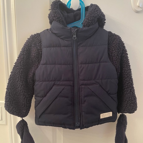 2 in 1. Winter coat and vest. GAP - Picture 1 of 4